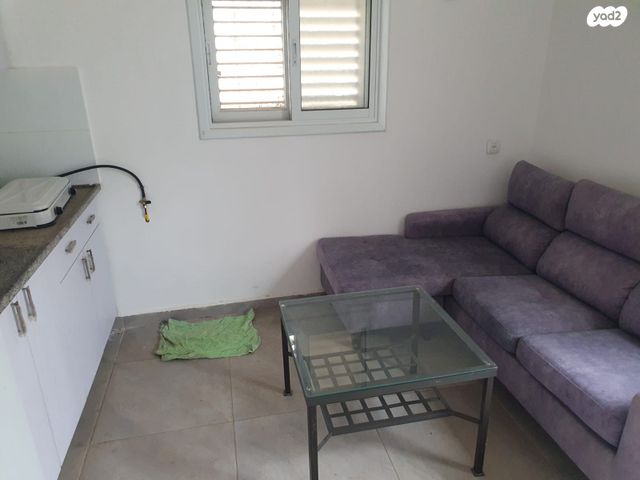 בית פרטי/ קוטג', חומה ומגדל, שכונה ג', באר שבע