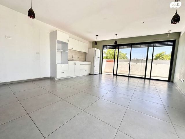 גג/ פנטהאוז, בעל העקידה, שפירא, תל אביב יפו