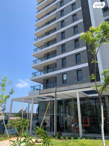 דירה, בר כוכבא, הרצליה