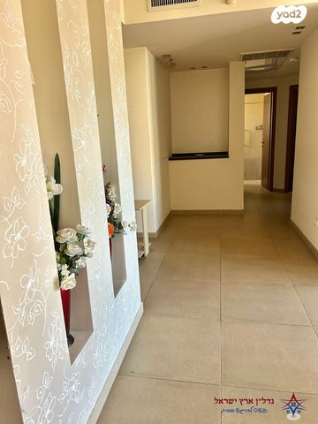 דירה, דרך זאב ז'בוטינסקי 42, שכונת חשמונאים, מרכז העיר א, רמת גן