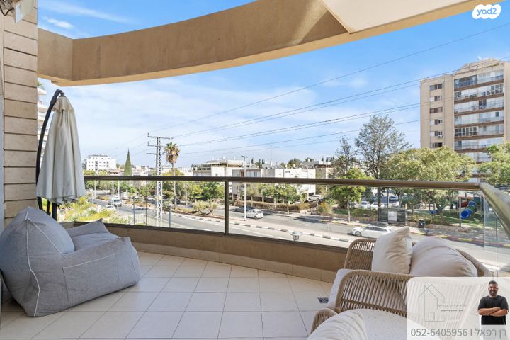 דירה, יגאל ידין 8, קרית אילון, חולון