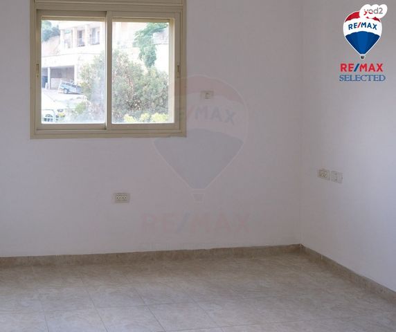 דירה, שדרות וינגייט, הדר עליון, חיפה