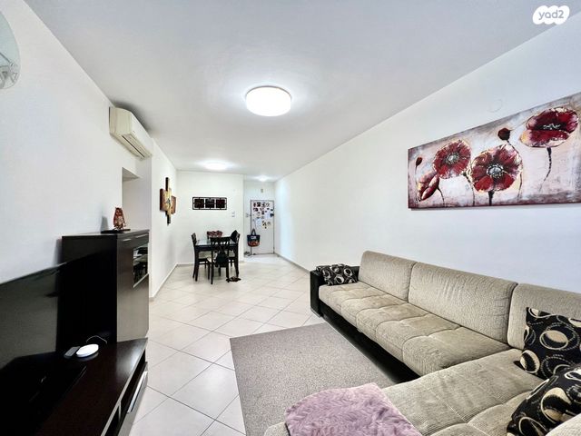 דירה, לוי אשכול 23, נאות שקד, נתניה