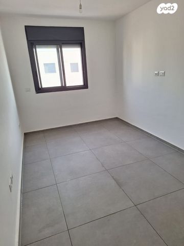 דירה, פרדה יזדאו אקלום, עפולה