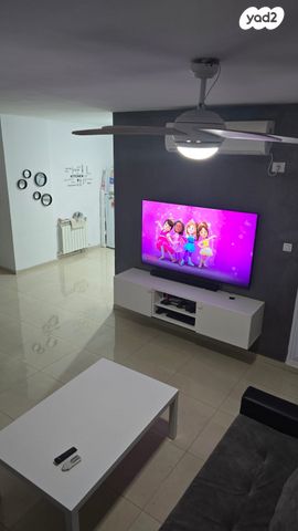 דירה, הרב מן ההר 28, חומת שמואל, הר חומה, ירושלים