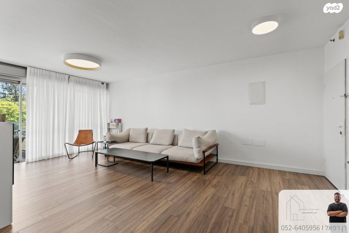 דירה, יגאל ידין 8, קרית אילון, חולון