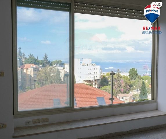 דירה, שדרות וינגייט, הדר עליון, חיפה