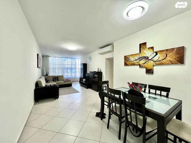 דירה, לוי אשכול 23, נאות שקד, נתניה