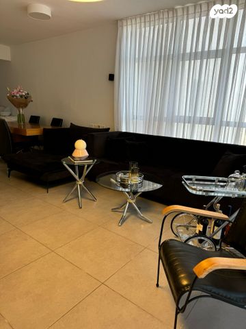 דירה, חיל האוויר, נווה חוף, ראשון לציון