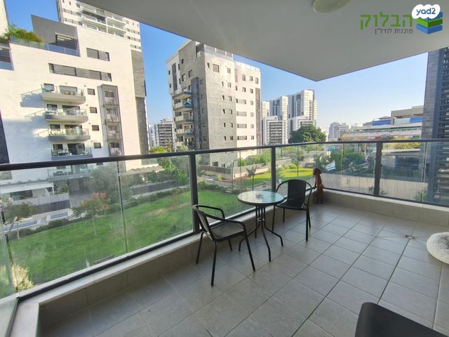 דירה, הרקפות, ראשון לציון