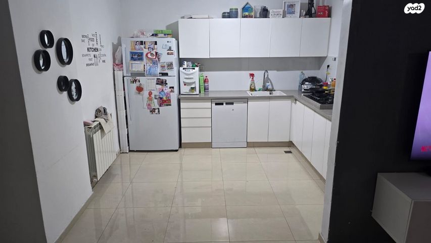 דירה, הרב מן ההר 28, חומת שמואל, הר חומה, ירושלים