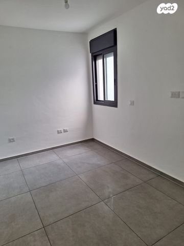 דירה, פרדה יזדאו אקלום, עפולה