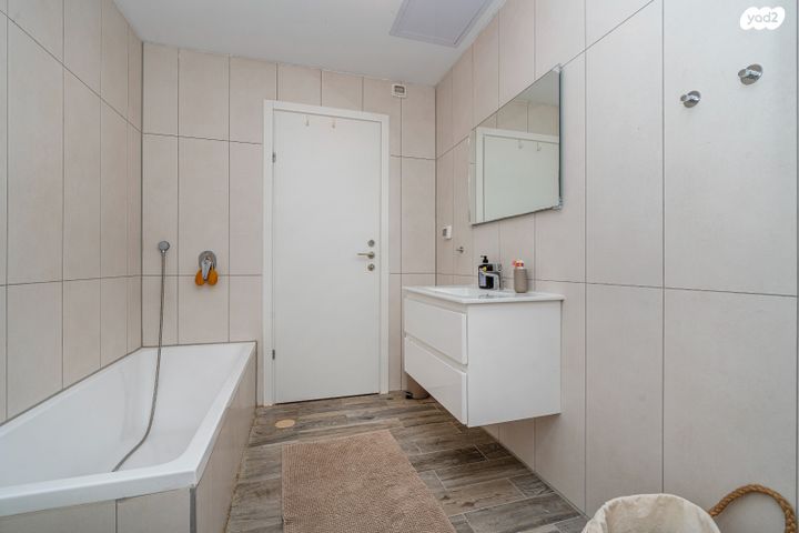 גג/ פנטהאוז, אור ים, אור עקיבא