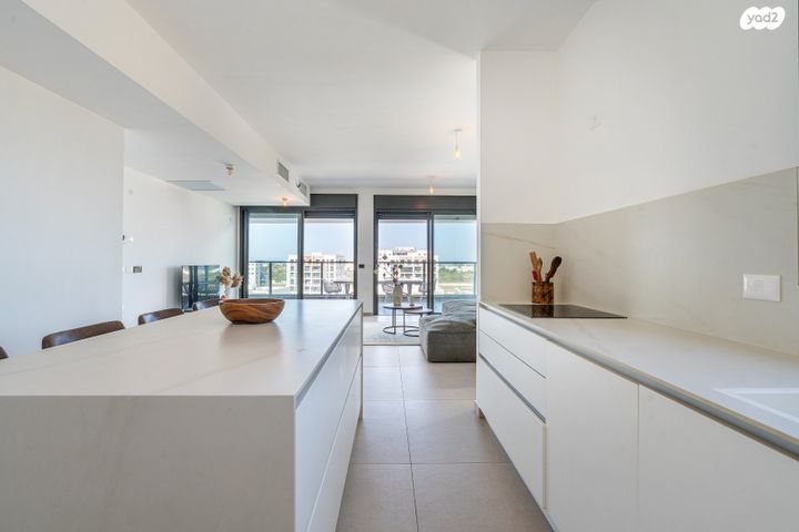 גג/ פנטהאוז, אור ים, אור עקיבא