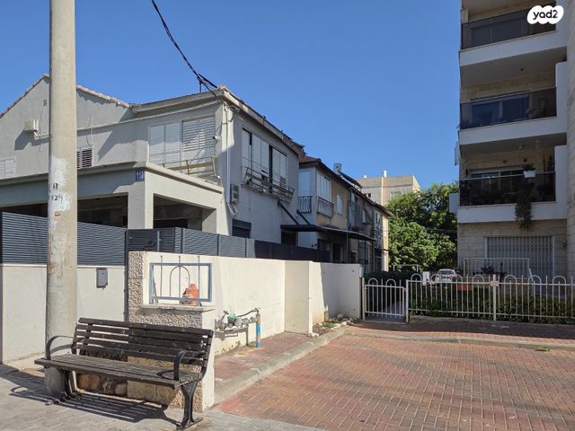 דירה, קרן היסוד 110, מרכז העיר, סביניה, הוותיקה, קרית ביאליק