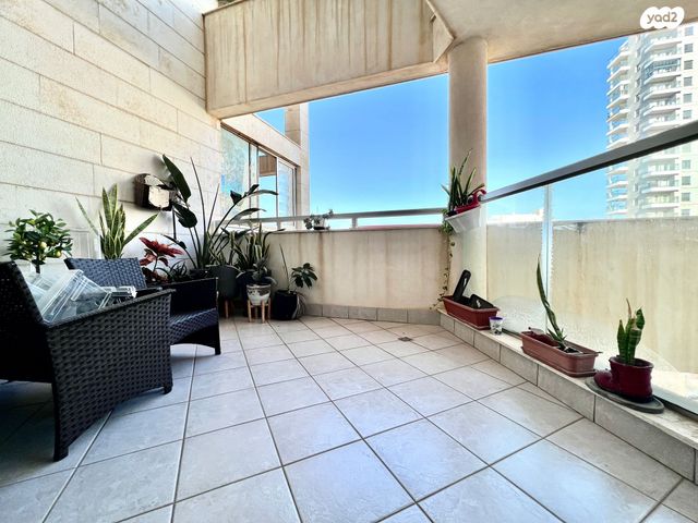 דירה, יצחק מודעי 1, גלי הים, נתניה