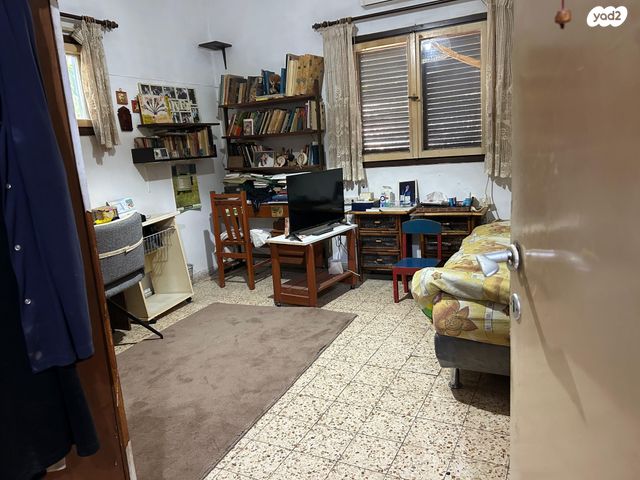 מגרשים, הפועל, נוף ים, הרצליה