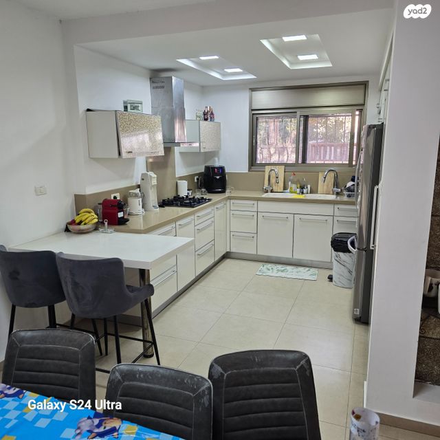 דירת גן, הדקלים, קרית אתא