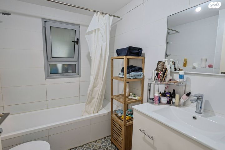 דירה, נווה עופר, תל כביר, תל אביב יפו