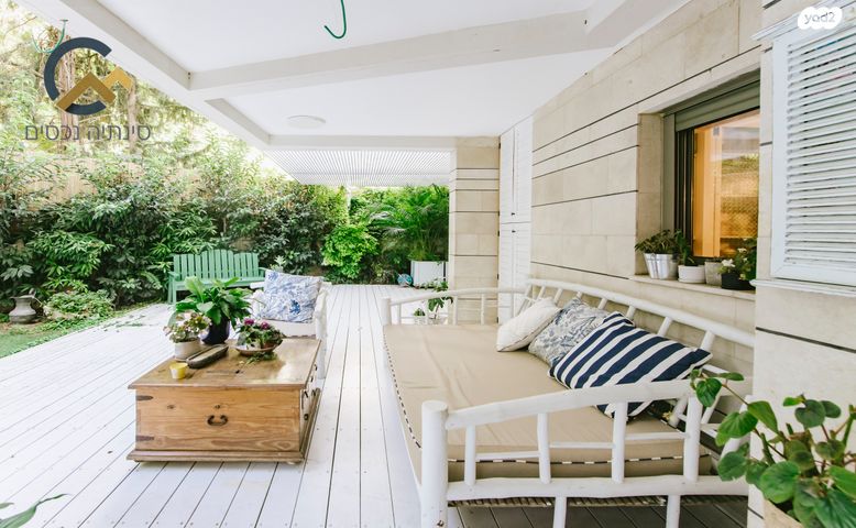 דירת גן, מרכז, הרצליה