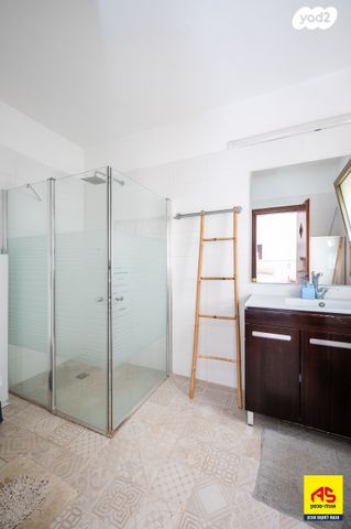 דירת גן, פרדס חנה כרכור