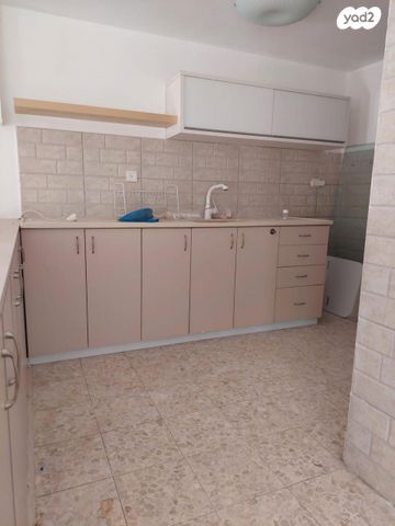 דירת גן, שכונת אלרואי, קרית טבעון