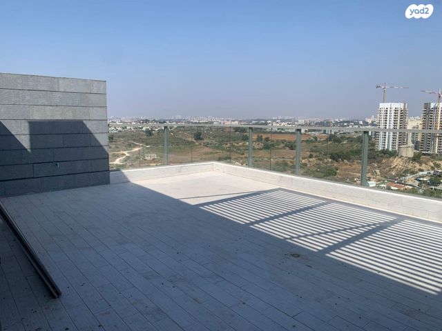 דופלקס, אבן גבירול, רחובות