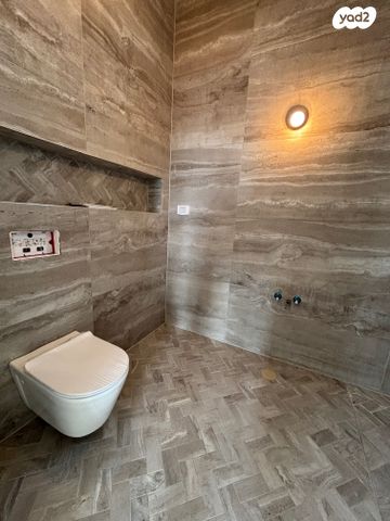 גג/ פנטהאוז, הערבה 1, גבעת טל, אלפי מנשה