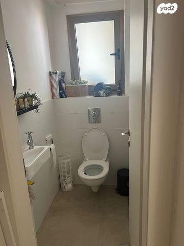 בית פרטי/ קוטג', פרדסיה