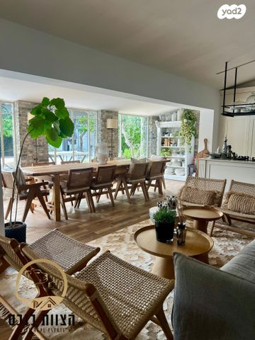 בית פרטי/ קוטג', סביון