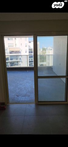 דירה, הזמיר, נהריה הירוקה, נהריה