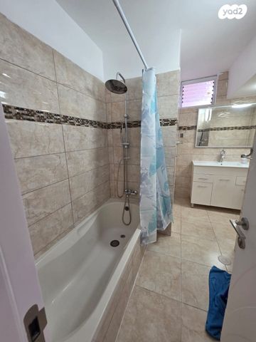 דירה, מרדכי נמיר 13, קרית ים ב', קרית ים