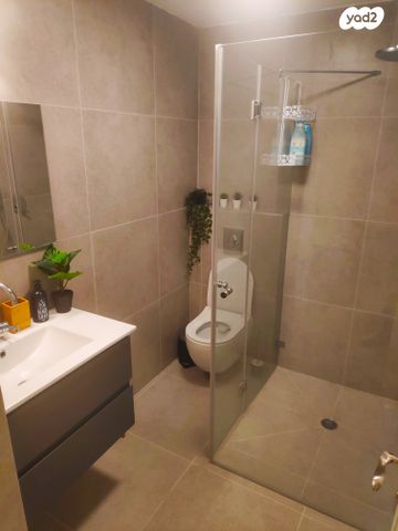 דירה, שדרות בנימין, מרכז העיר דרום, נתניה