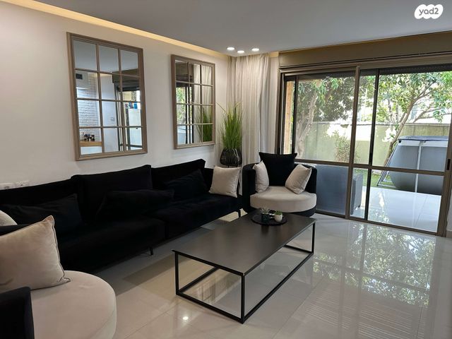 בית פרטי/ קוטג', גן יבנה מערב, גן יבנה