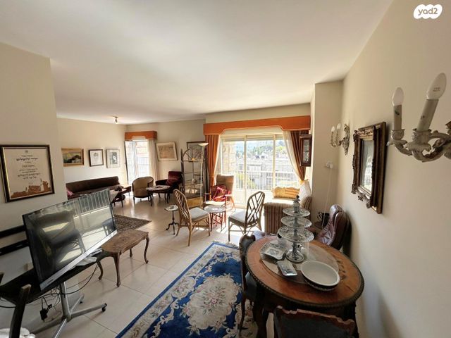 דירה, זאב ז'בוטינסקי, טלביה, קוממיות, ירושלים