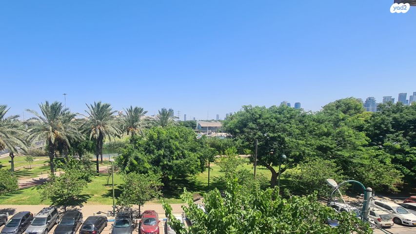 טיילת אוסישקין 