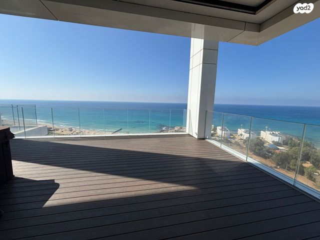 שדרות רחבעם זאבי 11