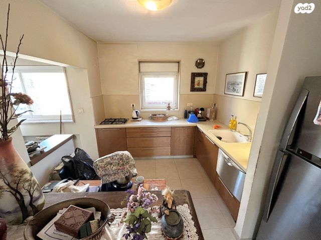 דירה, זאב ז'בוטינסקי, טלביה, קוממיות, ירושלים