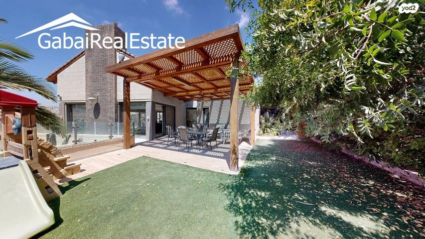 בית פרטי/ קוטג', מבוא הקתרוס, כלי שיר, מעלה אדומים