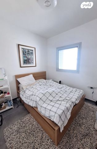 דירה, גרציאני יצחק, גני שרונה, קרית הממשלה, תל אביב יפו