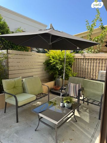 בית פרטי/ קוטג', פרדסיה