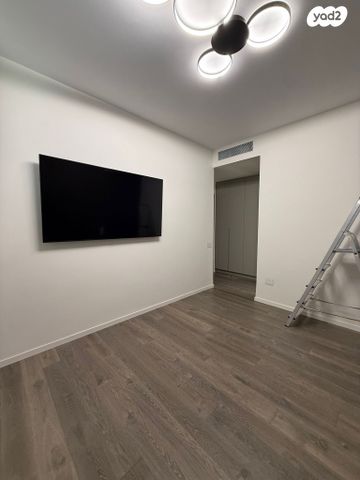 דירה, נחמיה, כרם התימנים, תל אביב יפו