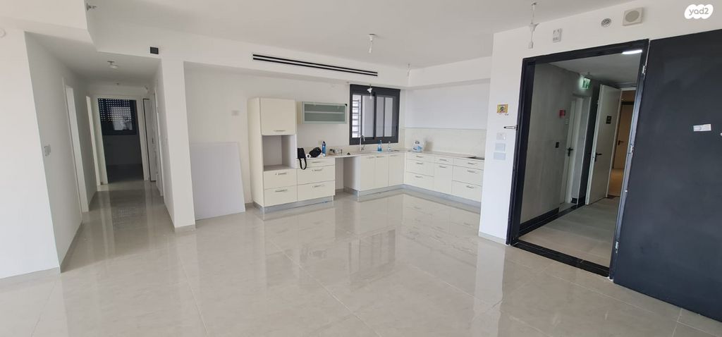 דירה, גבעת אלונים, קרית אתא