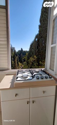 דירה, הל"ה, גבעתיים