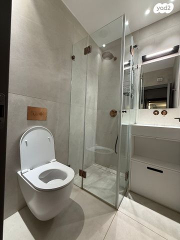 דירה, נחמיה, כרם התימנים, תל אביב יפו