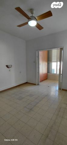 דירה, הל"ה, גבעתיים