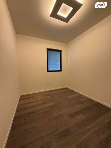 דירה, נחמיה, כרם התימנים, תל אביב יפו