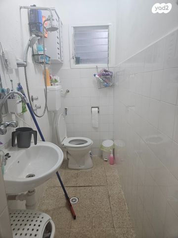 יחידת דיור, שעריים, רחובות