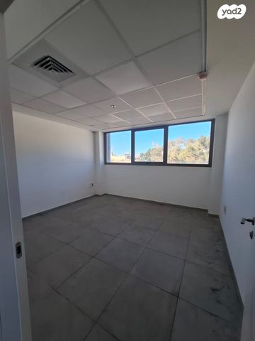 משרדים, חיפה