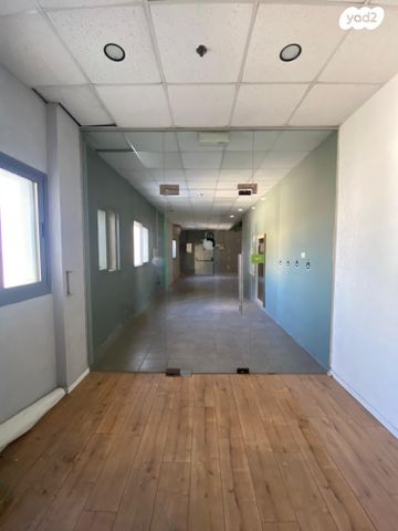 משרדים, עפולה